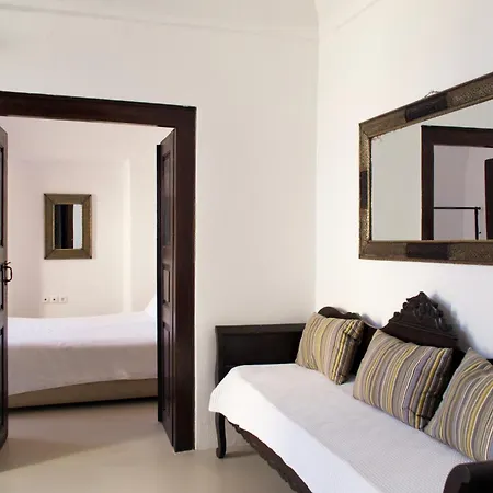 Villa Santorini Heritage Megalokori