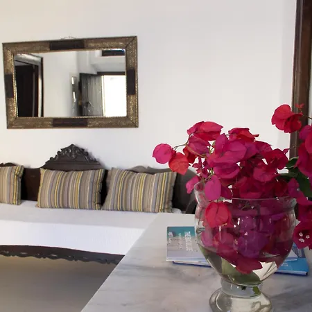 Villa Santorini Heritage *
