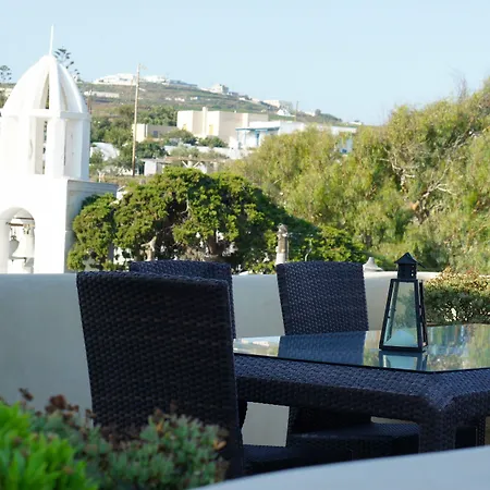 Santorini Heritage * Megalochori (Santorini)