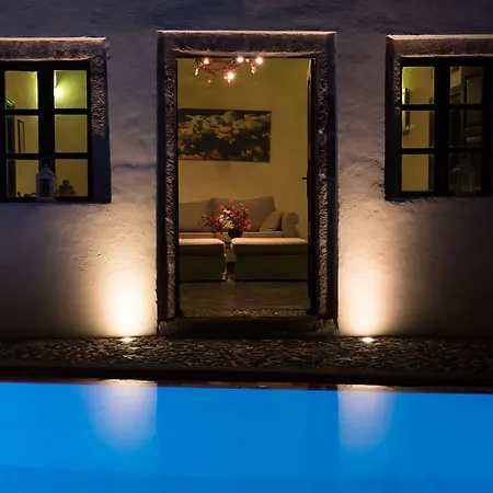 Villa Santorini Heritage *