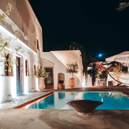 Santorini Heritage Villa *