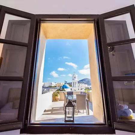 Santorini Heritage Villa *