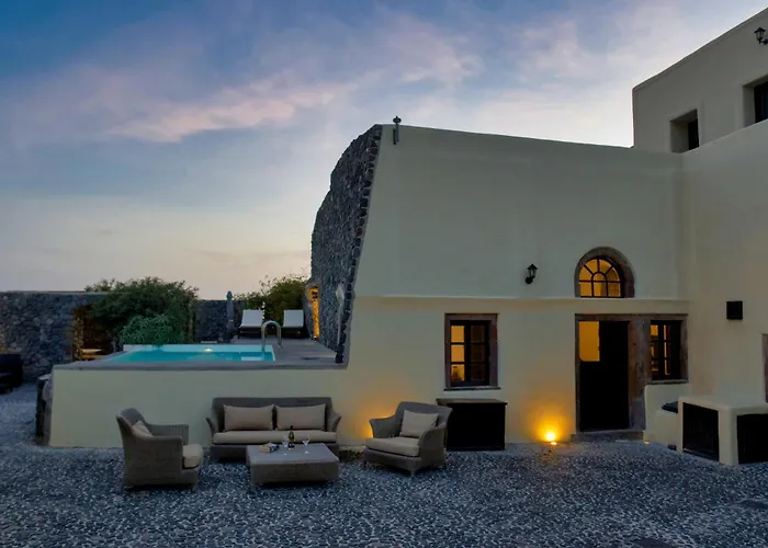 فيلة سانتوريني هيريتيدج *