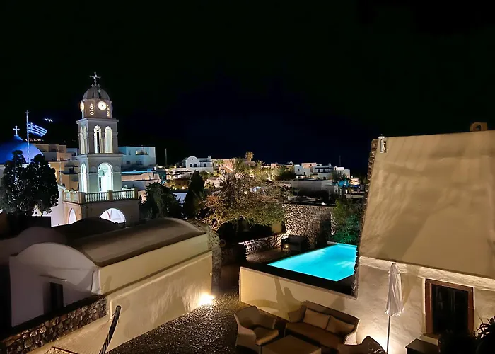 سانتوريني هيريتيدج فيلة *