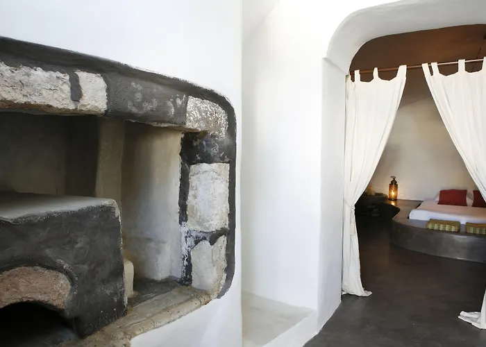 فيلة سانتوريني هيريتيدج *