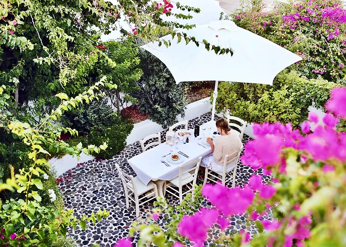 سانتوريني هيريتيدج فيلة *