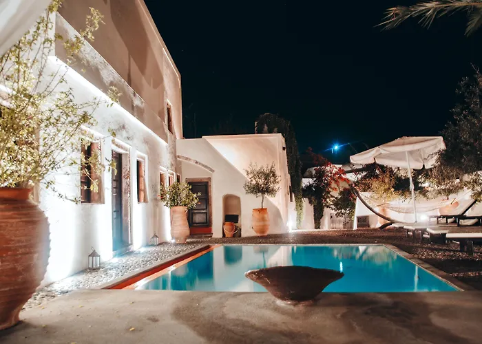 سانتوريني هيريتيدج فيلة *