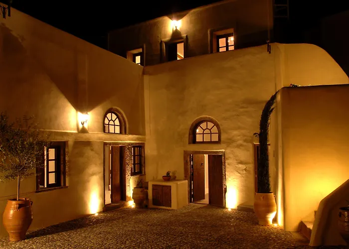 سانتوريني هيريتيدج فيلة *